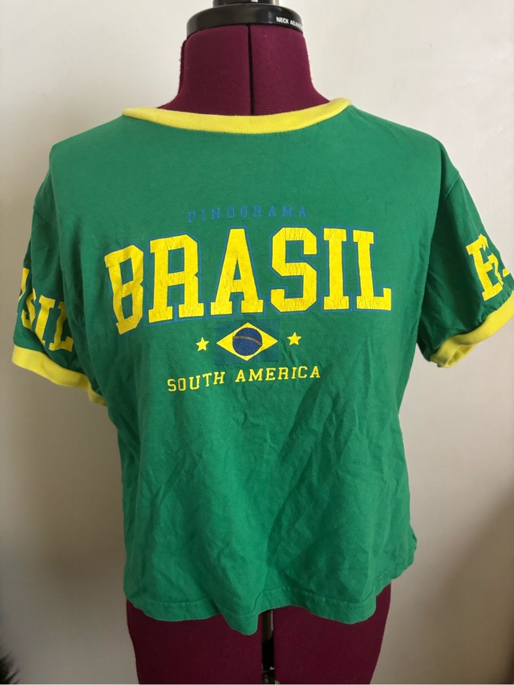 On Fire Brasil Green & Yellow Graphic Tee, Size XL. Has small hole see pic
